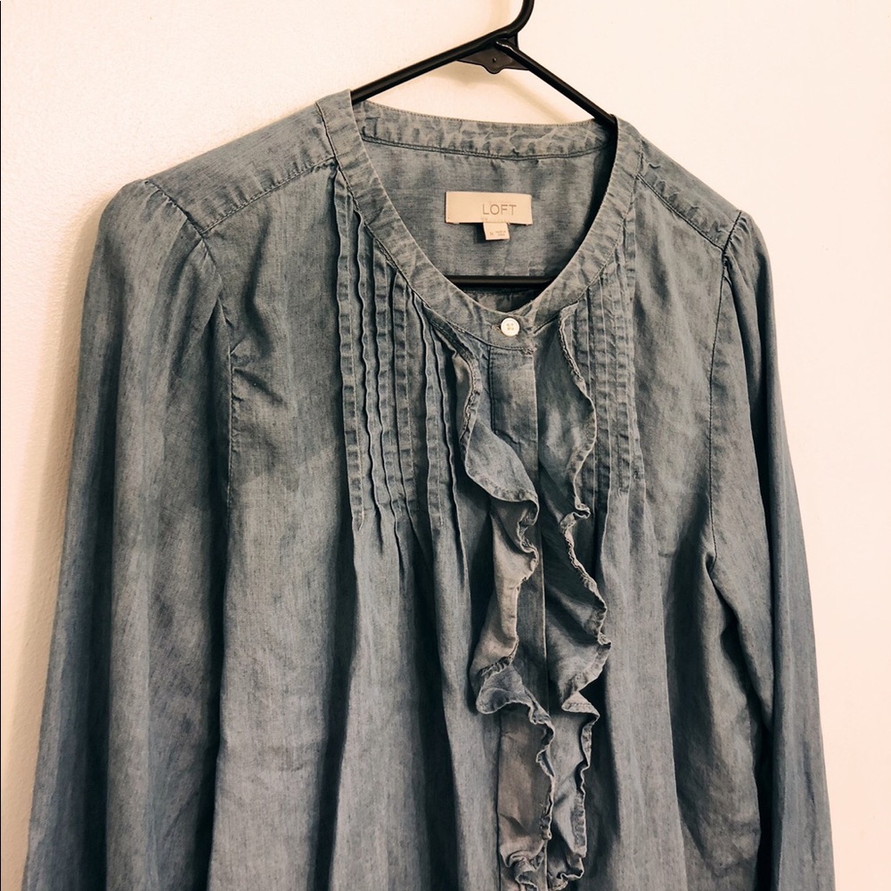 Ruffled blouse!
